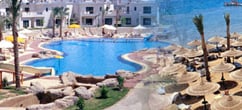 SENTIDO Reef Oasis Senses resort pool and rooms